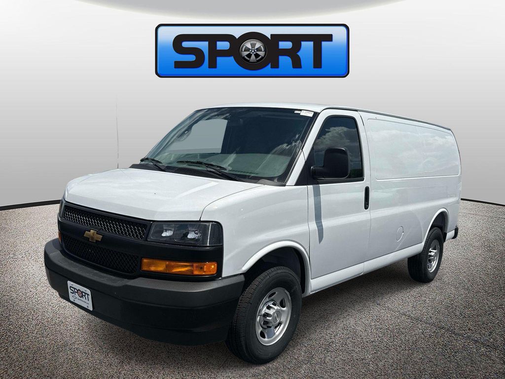 New 2026 Chevrolet Express 2500 LT