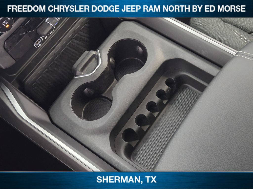صورة مصغرة 14 لـ 2026 RAM 1500 EXPRESS