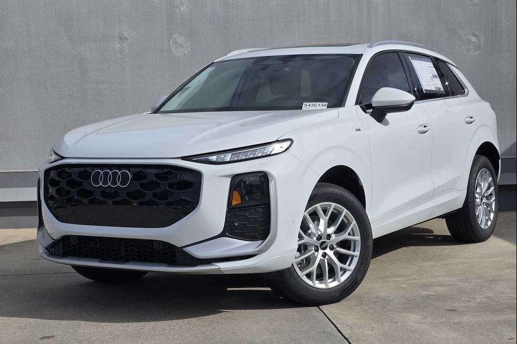 New 2026 Audi Q3 TFSI quattro S tronic