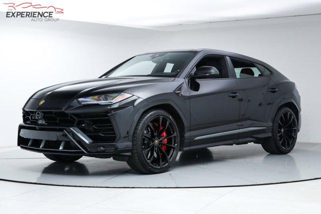 2022 Lamborghini Urus