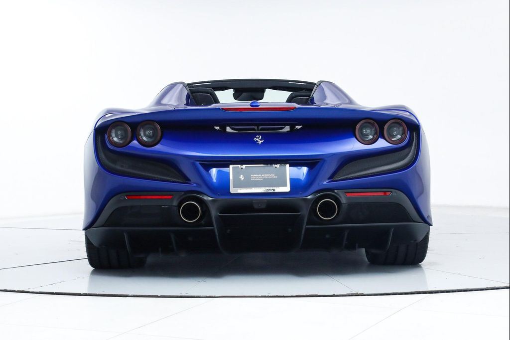 2022 Ferrari F8 SPIDER CONVERTIBLE — фото 9