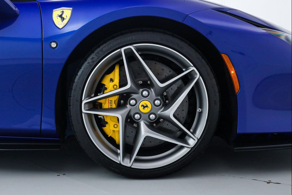 2022 Ferrari F8 SPIDER CONVERTIBLE 缩略图 42