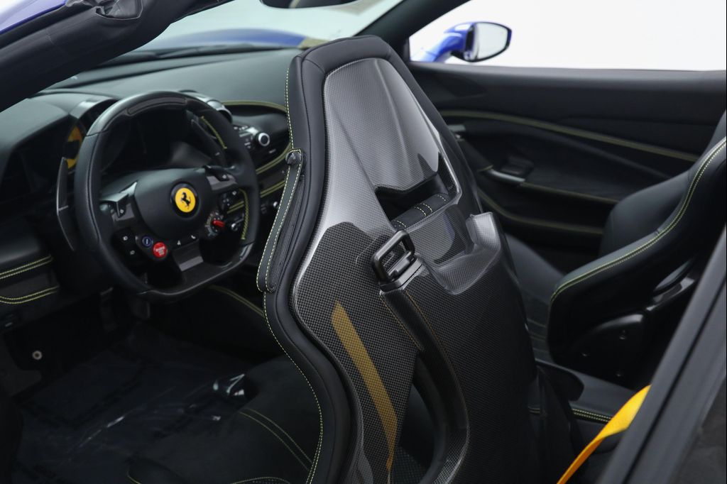 2022 Ferrari F8 SPIDER CONVERTIBLE 缩略图 27