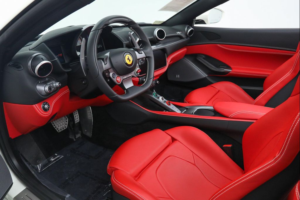 2022 Ferrari PORTOFINO M BASE — фото 2