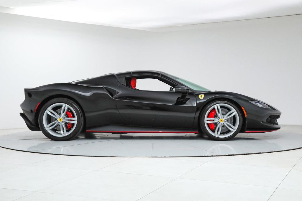2025 Ferrari 296 GTS CONVERTIBLE 缩略图 25