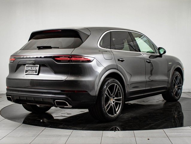 PORSCHE CAYENNE - 8