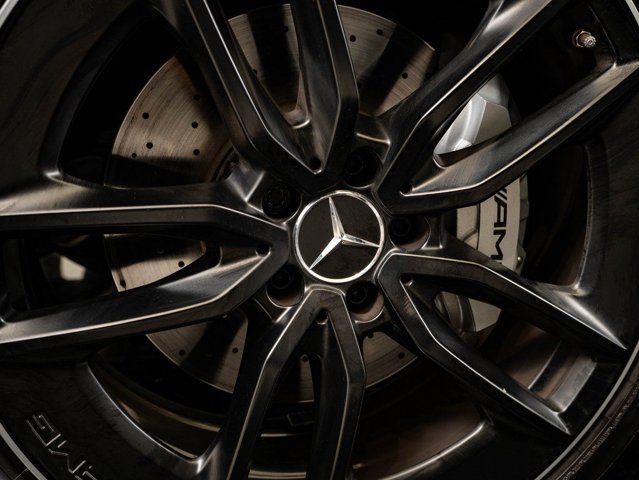 MERCEDES-BENZ E-CLASS - 8