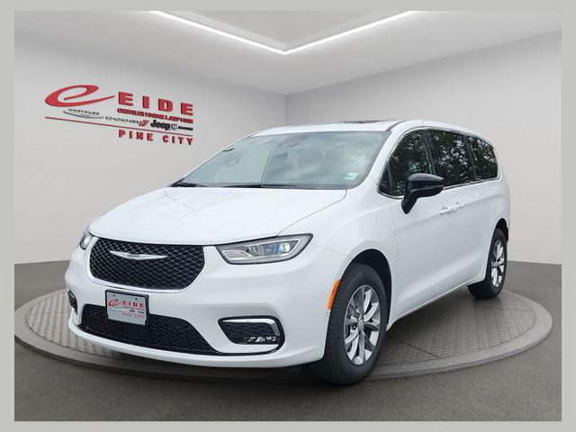 New 2026 Chrysler Pacifica L