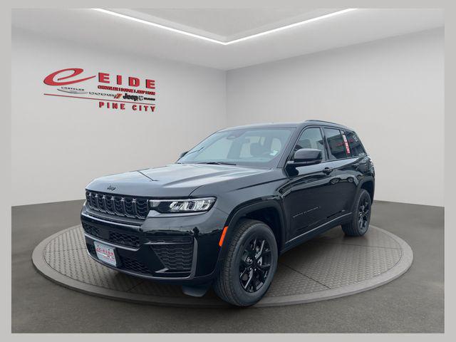 New 2026 Jeep Grand Cherokee Altitude