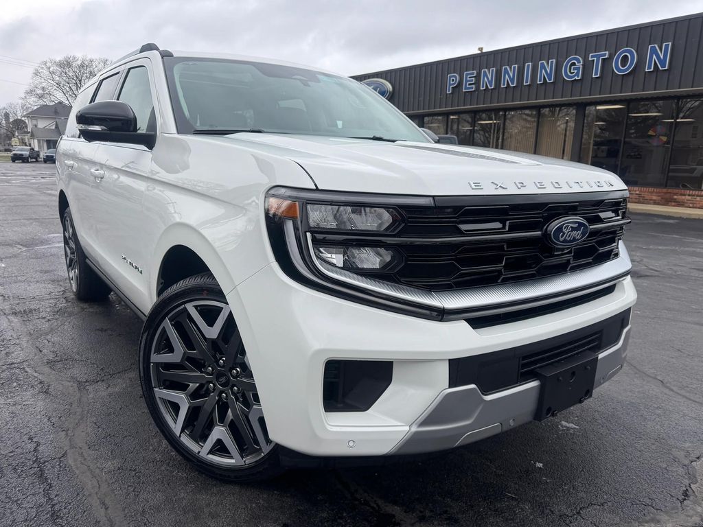 New 2026 Ford Expedition Platinum