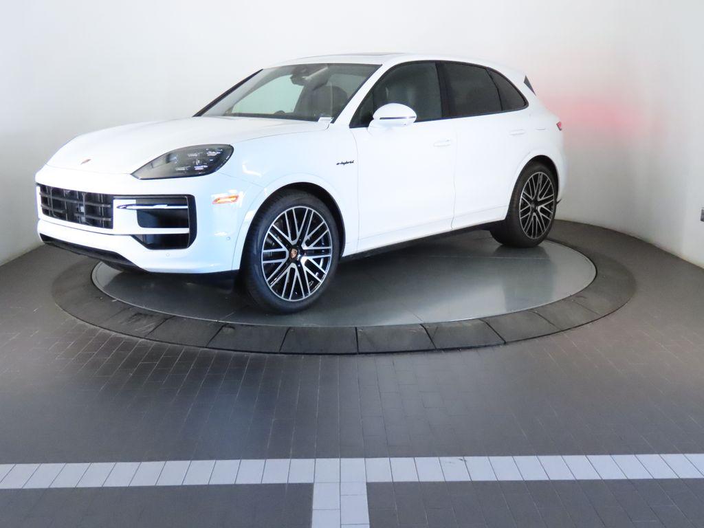 PORSCHE CAYENNE - 1