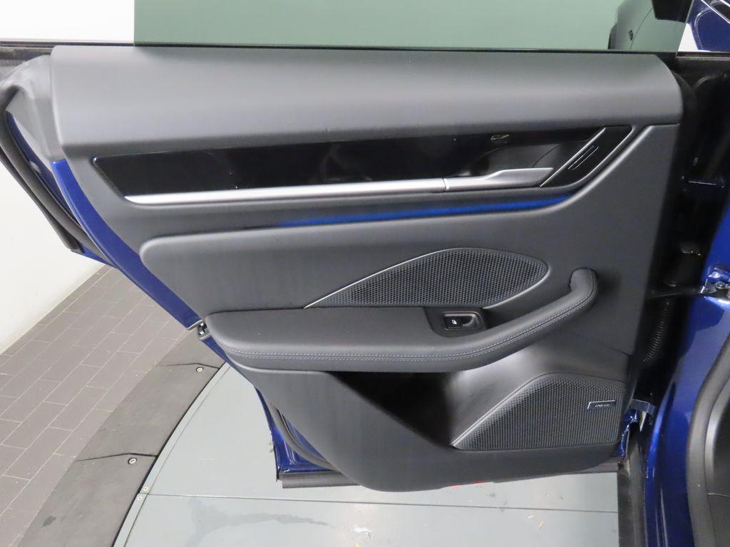 2025 Porsche MACAN BASE 缩略图 46