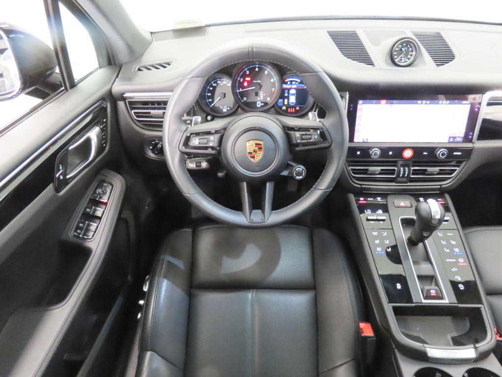 2026 Porsche MACAN — миниатюра 15
