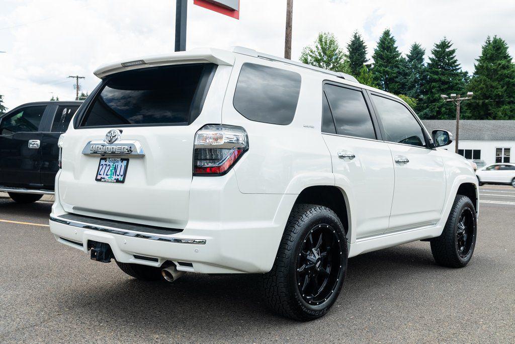 TOYOTA 4RUNNER - 6