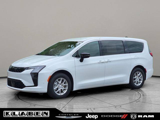 New 2027 Chrysler Pacifica SELECT