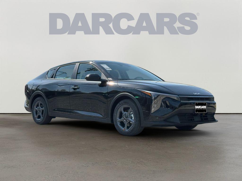 New 2026 Kia K4 LXS