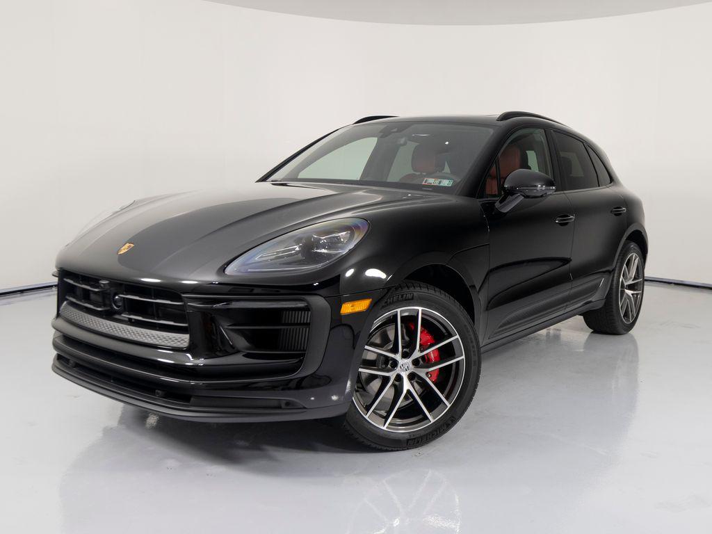 New 2026 Porsche Macan Macan