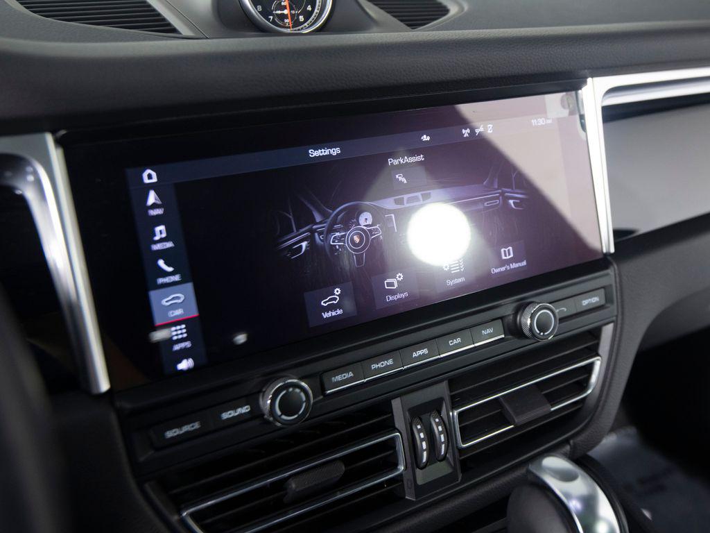 صورة مصغرة 20 لـ 2021 Porsche MACAN