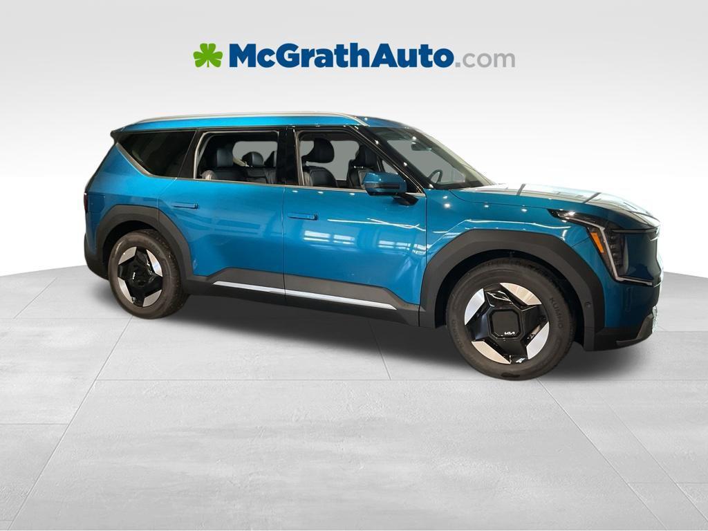 New 2026 Kia EV9 Wind