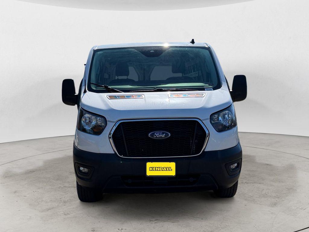 صورة 2 لـ 2023 FORD TRANSIT-250 BASE