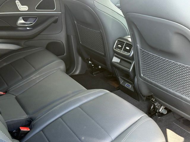 2026 Mercedes-BENZ GLE — миниатюра 26