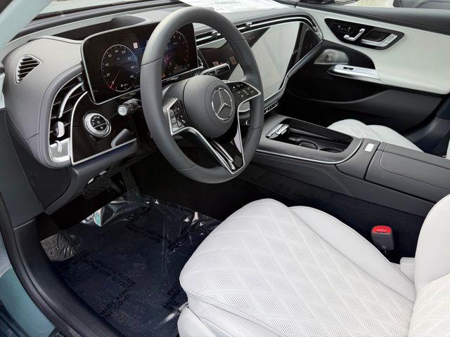 MERCEDES-BENZ E-CLASS - 9