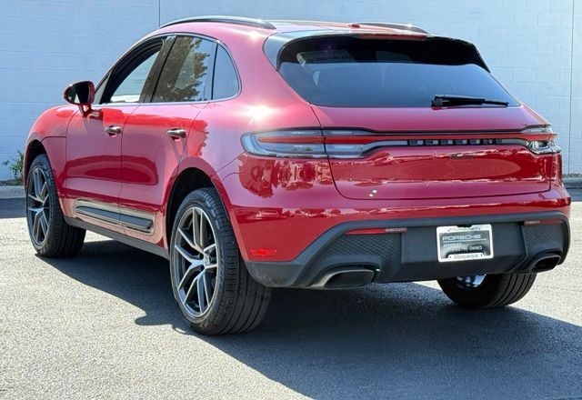 2025 Porsche MACAN — фото 3