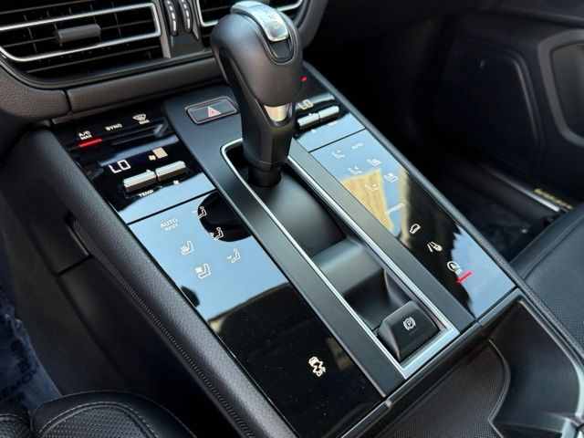 2025 Porsche MACAN — миниатюра 16