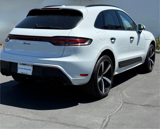 2025 Porsche MACAN — фото 10
