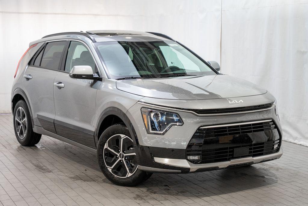 New 2026 Kia Niro SX