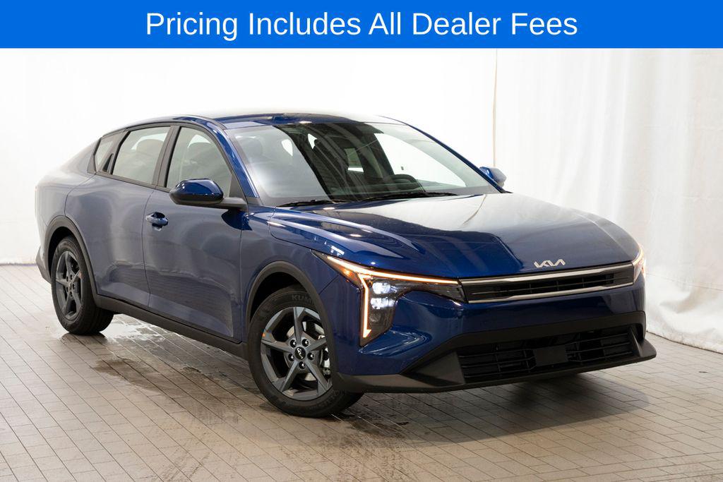 New 2026 Kia K4 LXS
