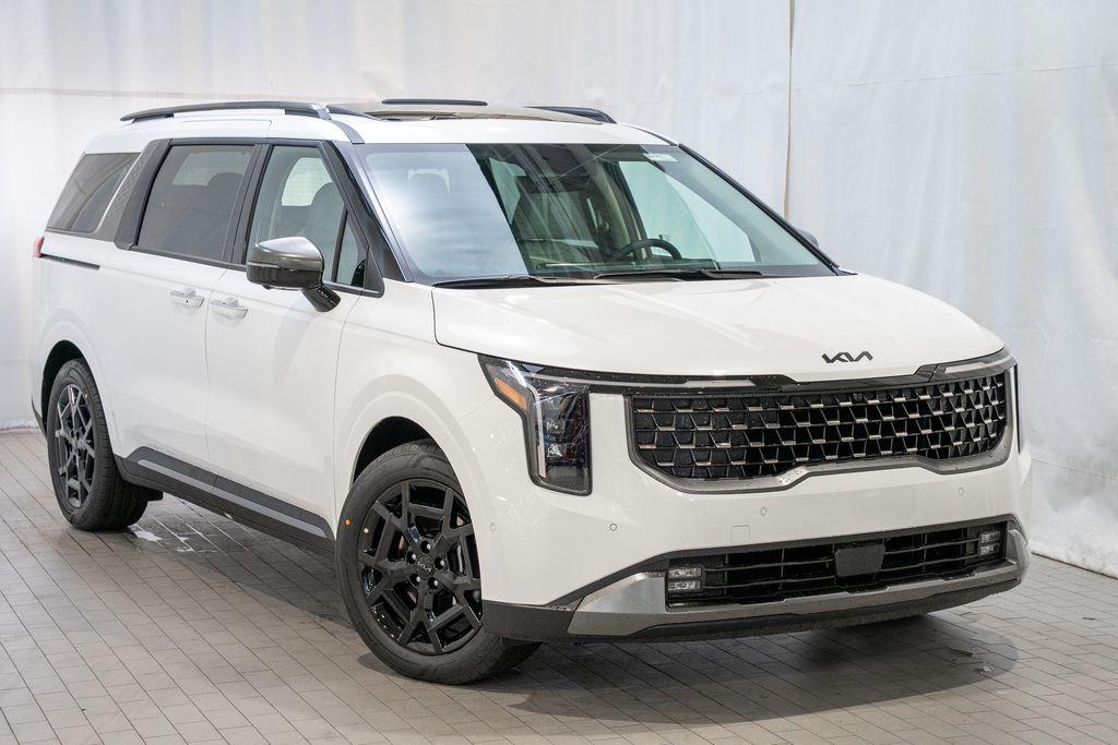 New 2026 Kia Carnival SX