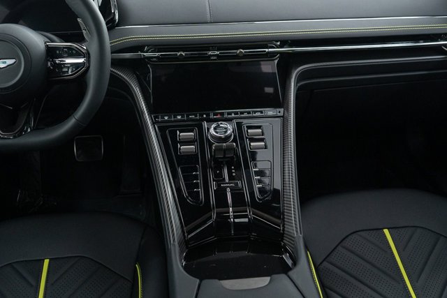صورة مصغرة 25 لـ 2026 Aston Martin DB12 S