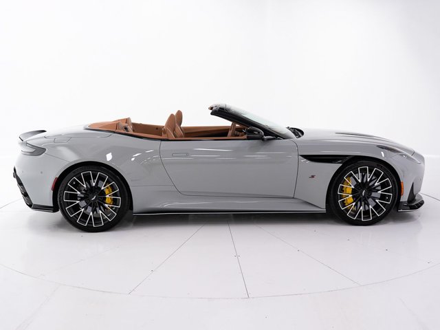 2026 Aston Martin DB12 VOLANTE 照片 6