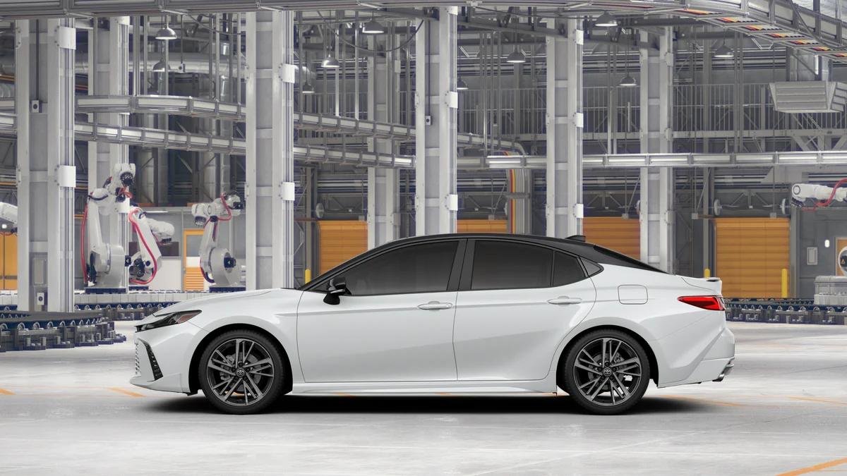 TOYOTA CAMRY - 6