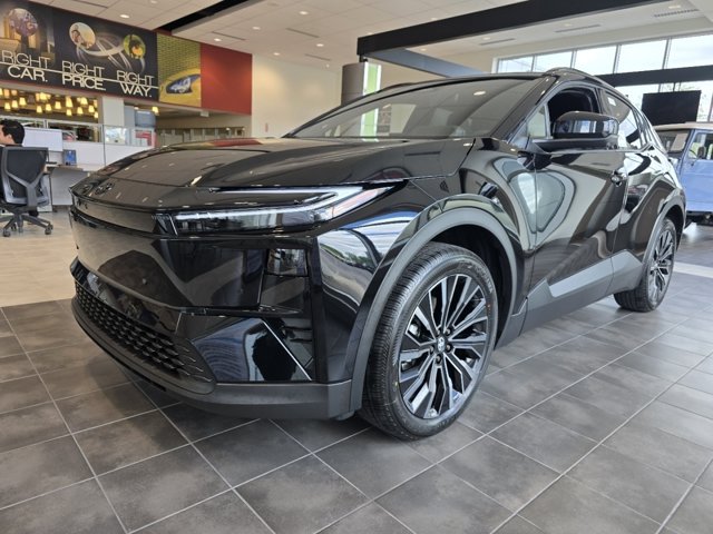 صورة 9 لـ 2026 Toyota C-HR