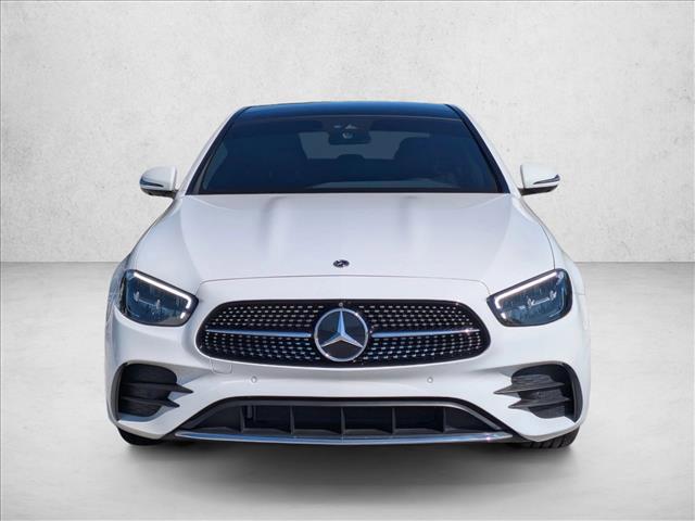 MERCEDES-BENZ E-CLASS - 2