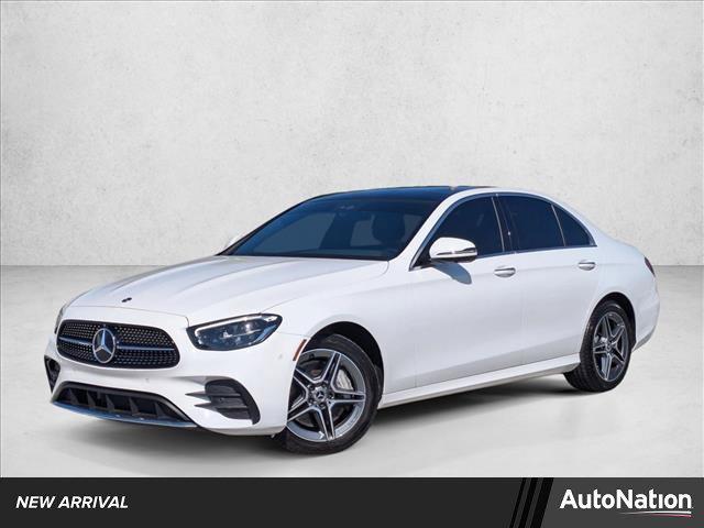 MERCEDES-BENZ E-CLASS - 1