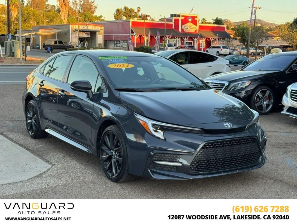 2024 Toyota Corolla Hybrid SE