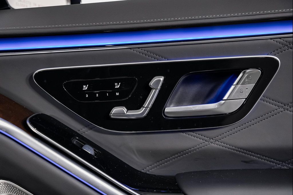 صورة مصغرة 63 لـ 2025 Mercedes-BENZ MAYBACH