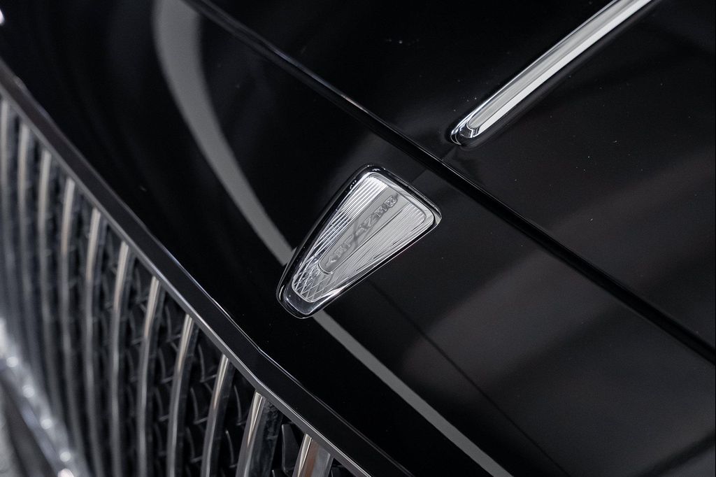 صورة 9 لـ 2022 Bentley FLYING SPUR HYBRID HYBRID SEDAN