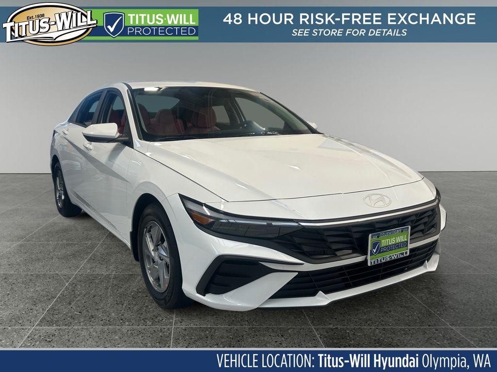 New 2026 Hyundai ELANTRA SE