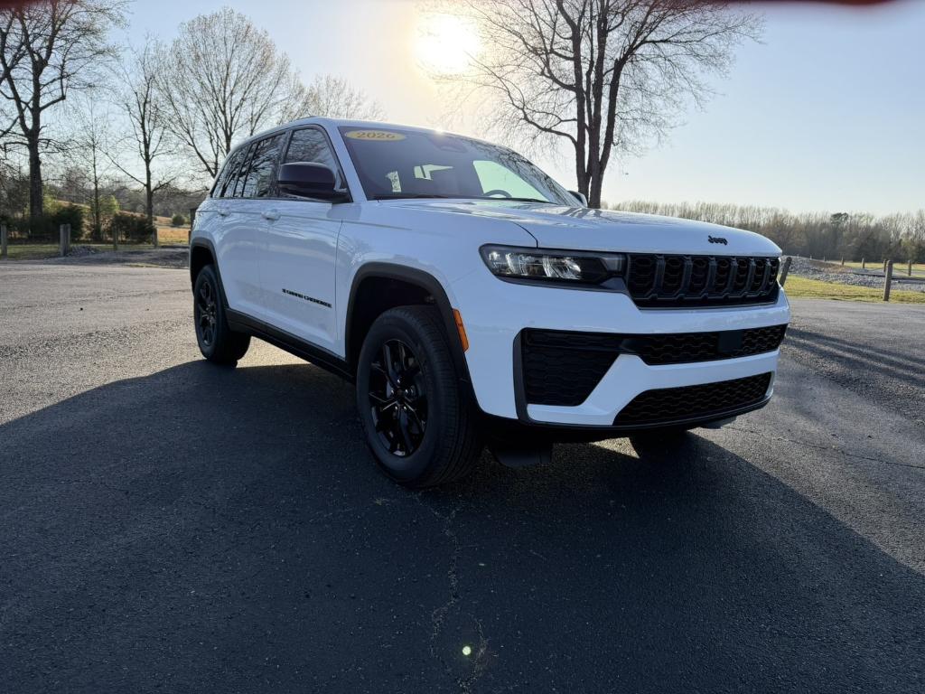 New 2026 Jeep Grand Cherokee Laredo