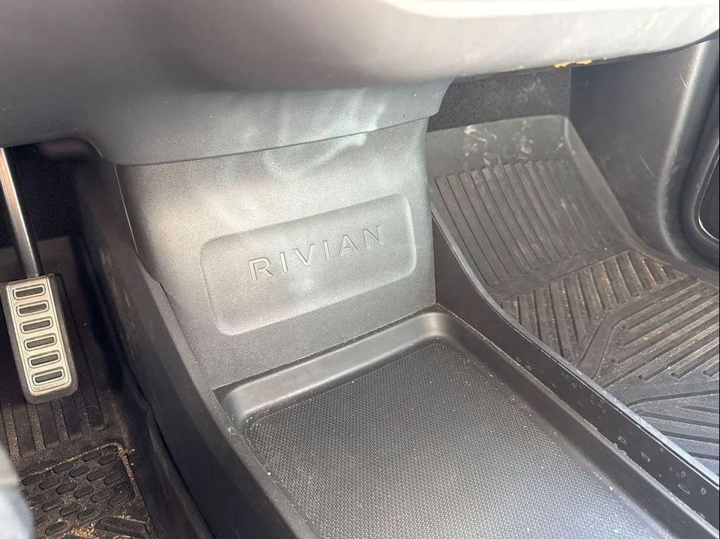 صورة مصغرة 78 لـ 2023 Rivian R1S LAUNCH EDITION