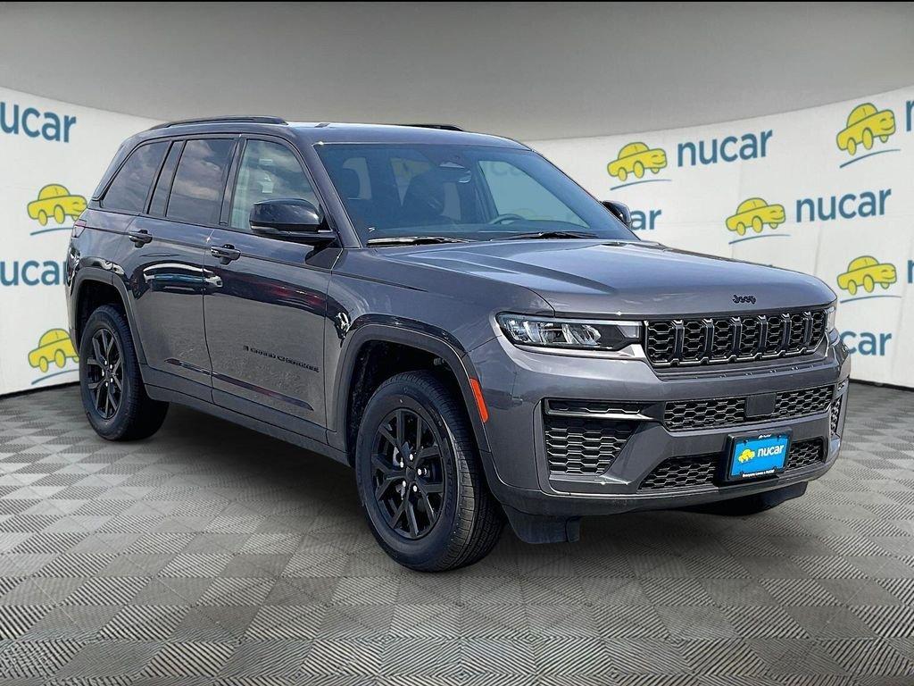 New 2026 Jeep Grand Cherokee Laredo