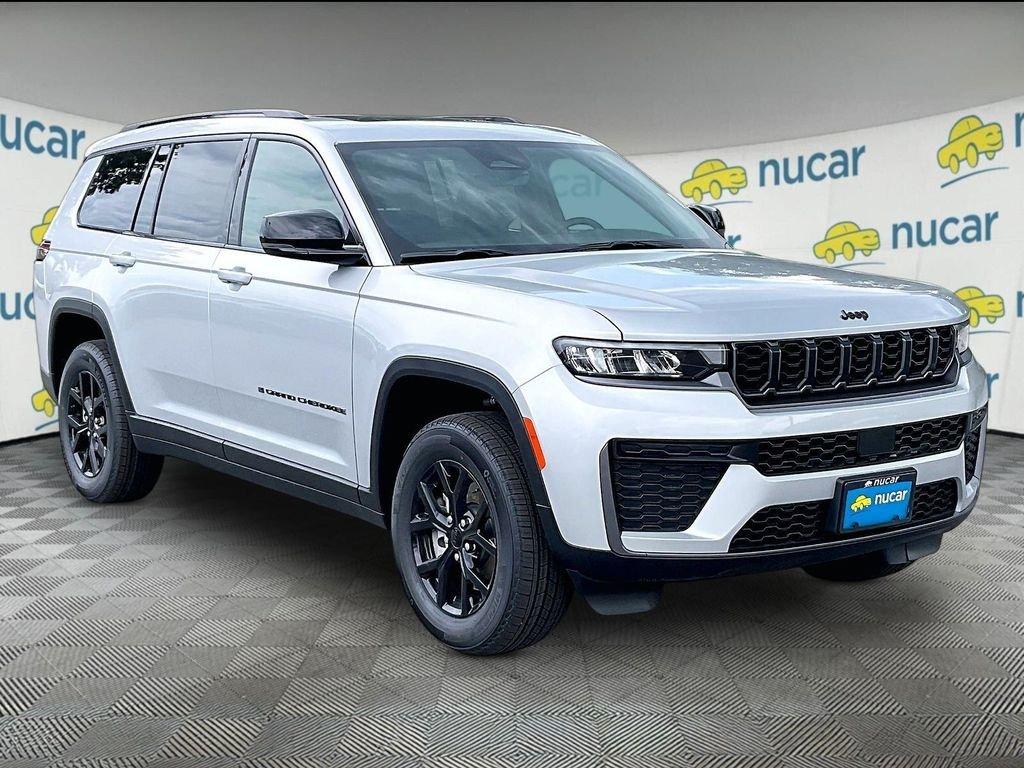 New 2026 Jeep Grand Cherokee L Laredo