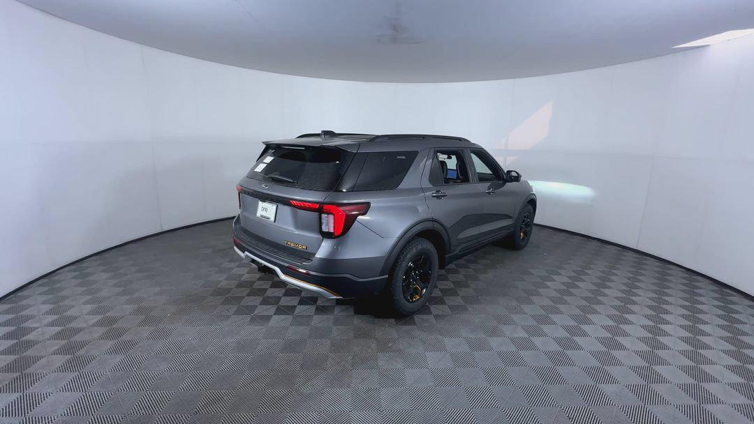 2026 FORD EXPLORER TREMOR photo 8