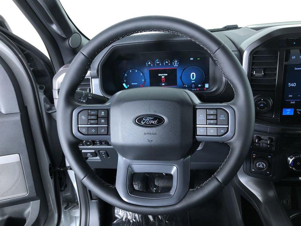 2026 FORD F-150 LARIAT — миниатюра 16