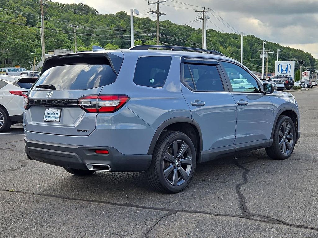 صورة 5 لـ 2025 Honda PILOT SPORT