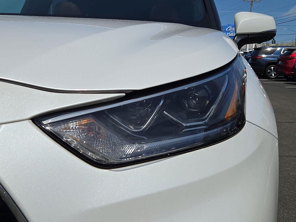 TOYOTA HIGHLANDER - 10